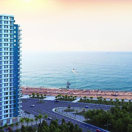 Beautiful Horizon First Line Apartment Batumi Exterior photo