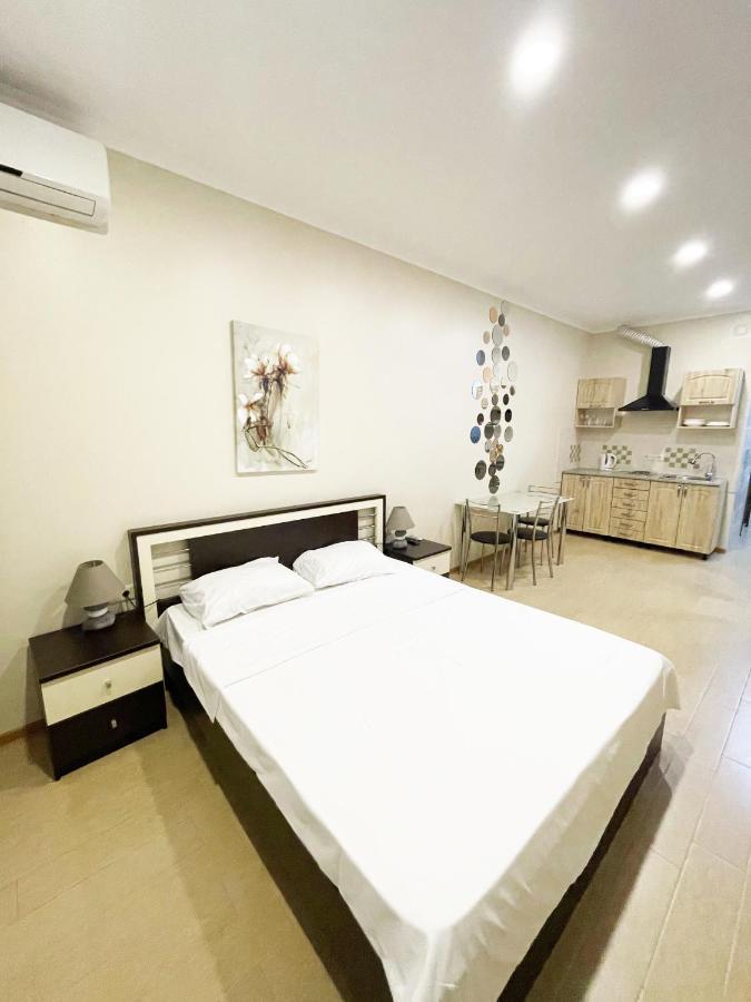 Beautiful Horizon First Line Apartment Batumi Exterior photo